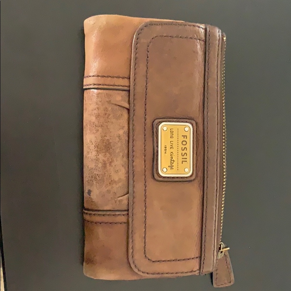 Fossil wallet